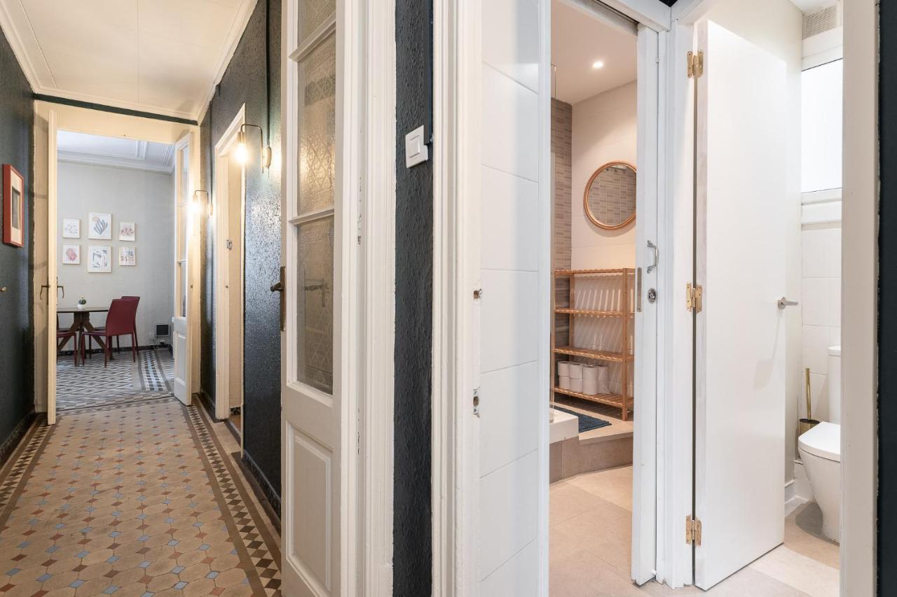 Design Near Rambla Luxury tent Barcelona